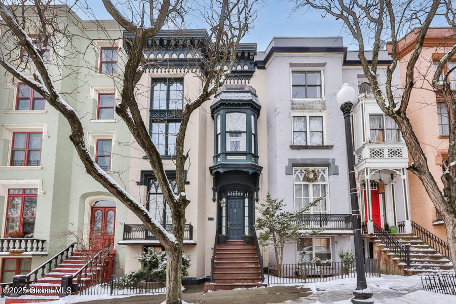 6 Madison Place Albany NY 12202