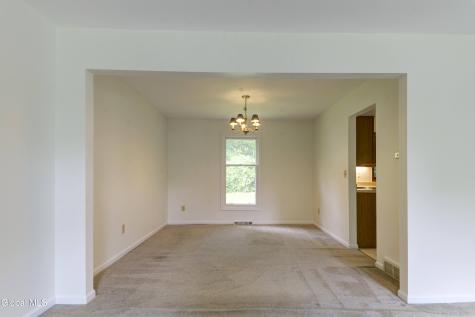 949 Morgan Avenue Niskayuna NY 12309