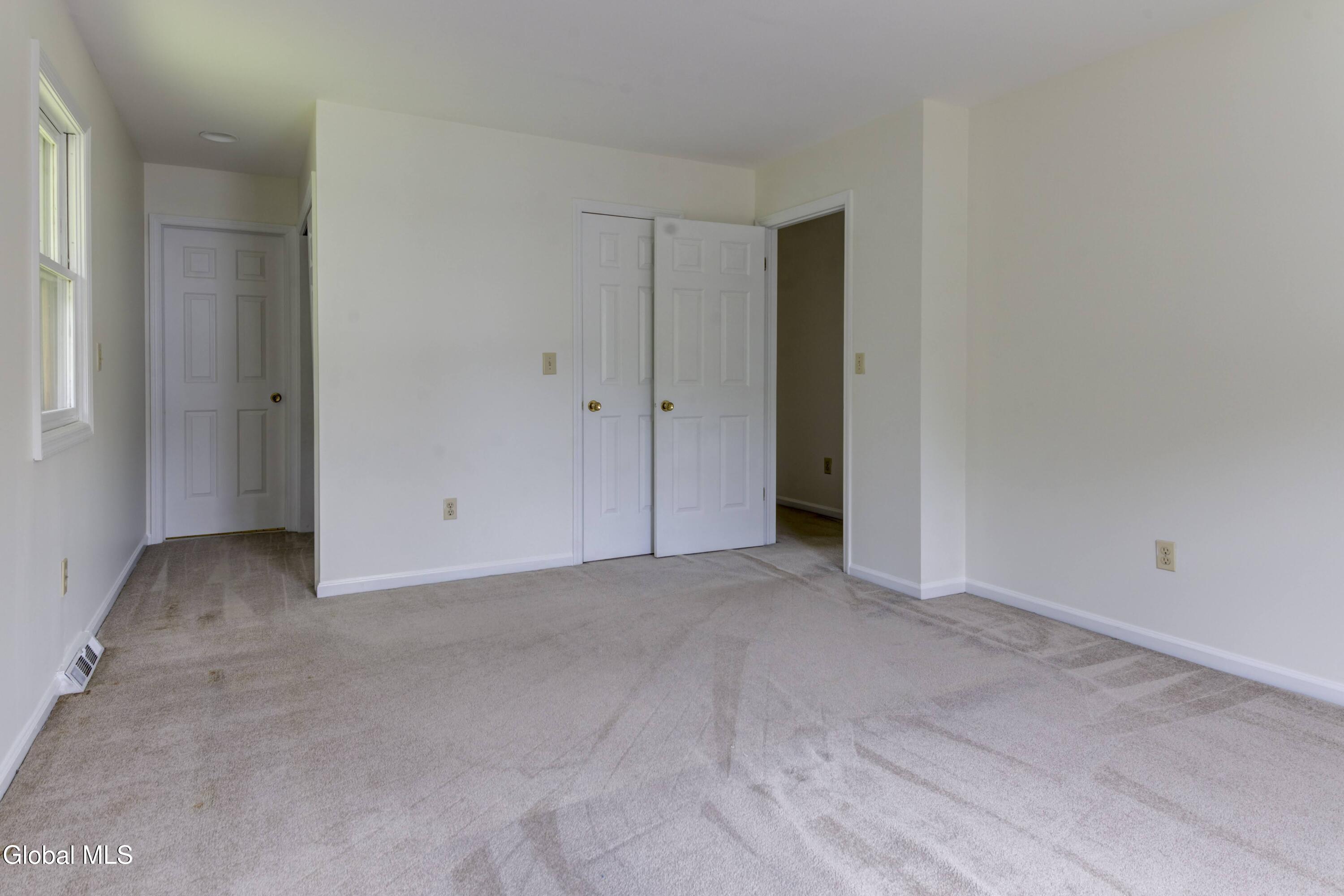 949 Morgan Avenue Niskayuna NY 12309