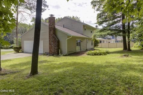 949 Morgan Avenue Niskayuna NY 12309