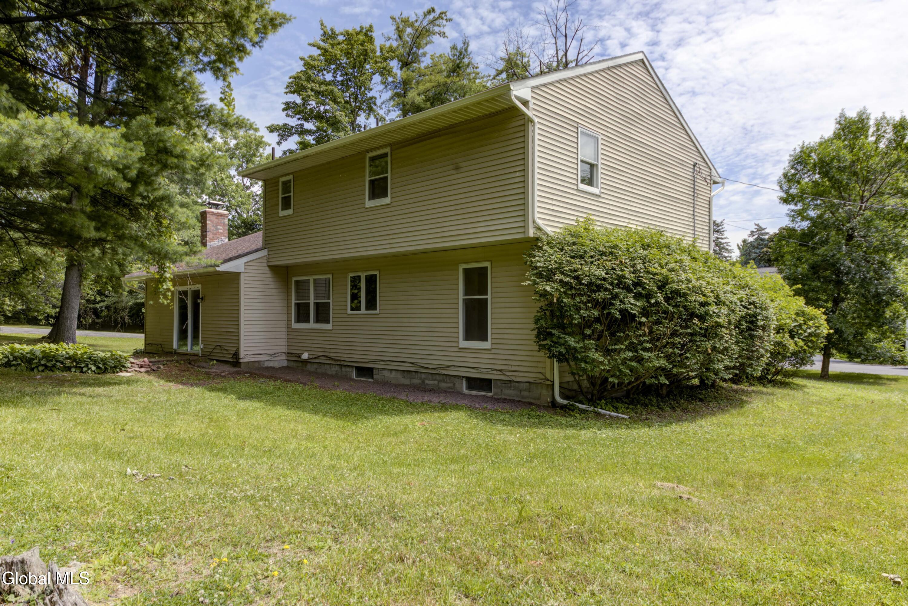 949 Morgan Avenue Niskayuna NY 12309