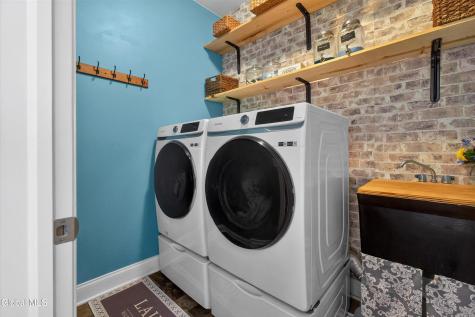 20 Stonebridge Drive Ballston Lake NY 12019