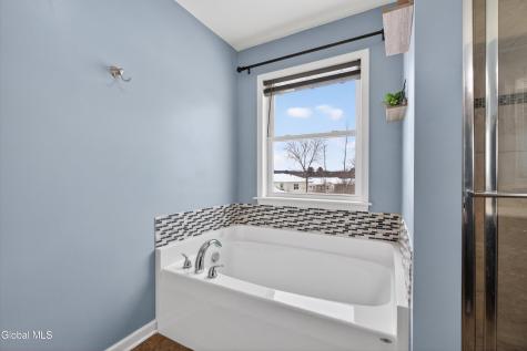 20 Stonebridge Drive Ballston Lake NY 12019