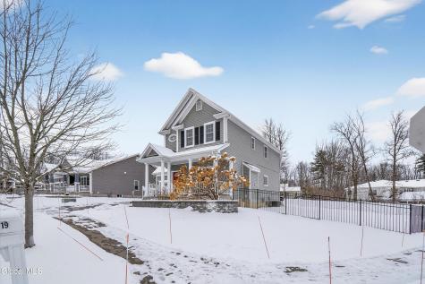 20 Stonebridge Drive Ballston Lake NY 12019