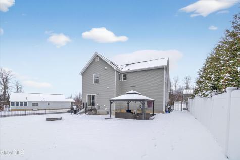 20 Stonebridge Drive Ballston Lake NY 12019