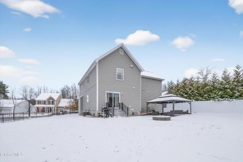 20 Stonebridge Drive Ballston Lake NY 12019