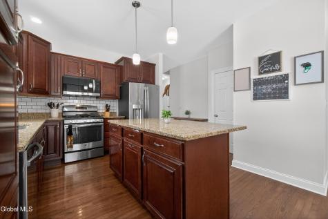 20 Stonebridge Drive Ballston Lake NY 12019