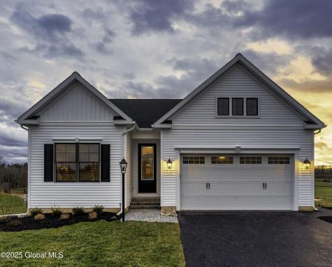 7 Magnolia Drive Halfmoon NY 12065