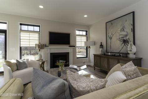 7 Magnolia Drive Halfmoon NY 12065