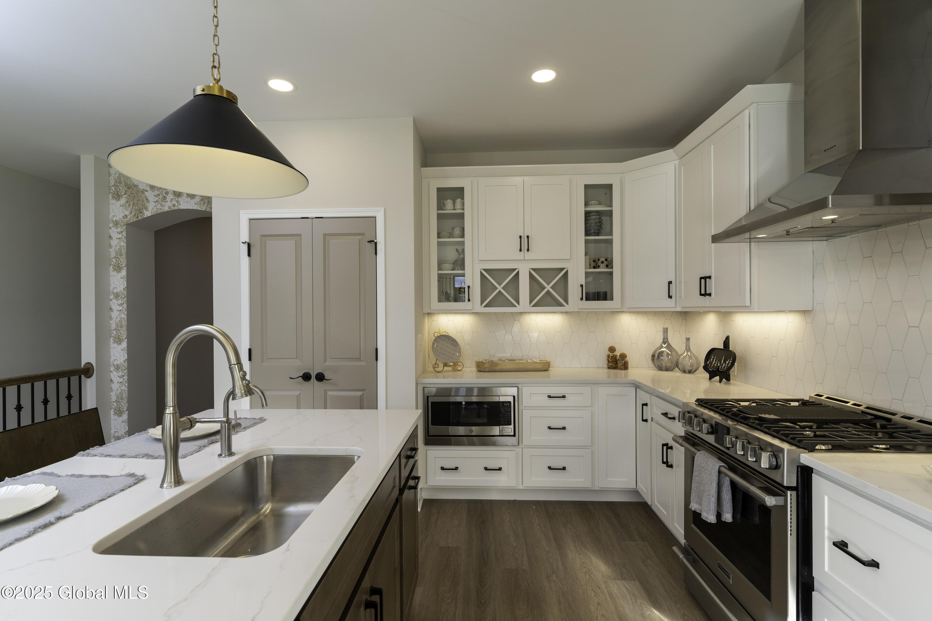 7 Magnolia Drive Halfmoon NY 12065