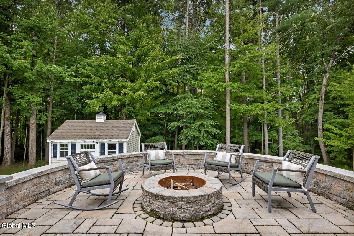 38 Admirals Way Malta NY 12020