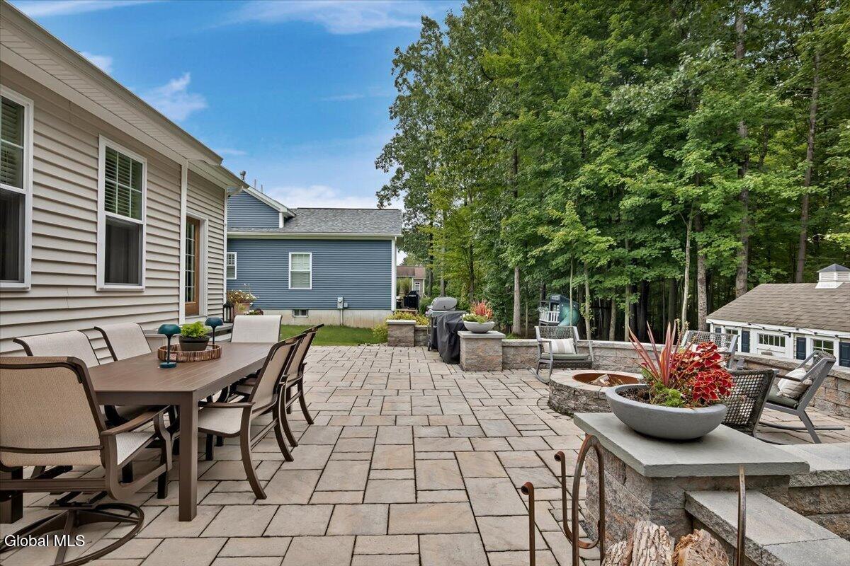 38 Admirals Way Malta NY 12020