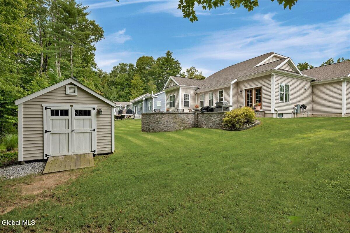 38 Admirals Way Malta NY 12020