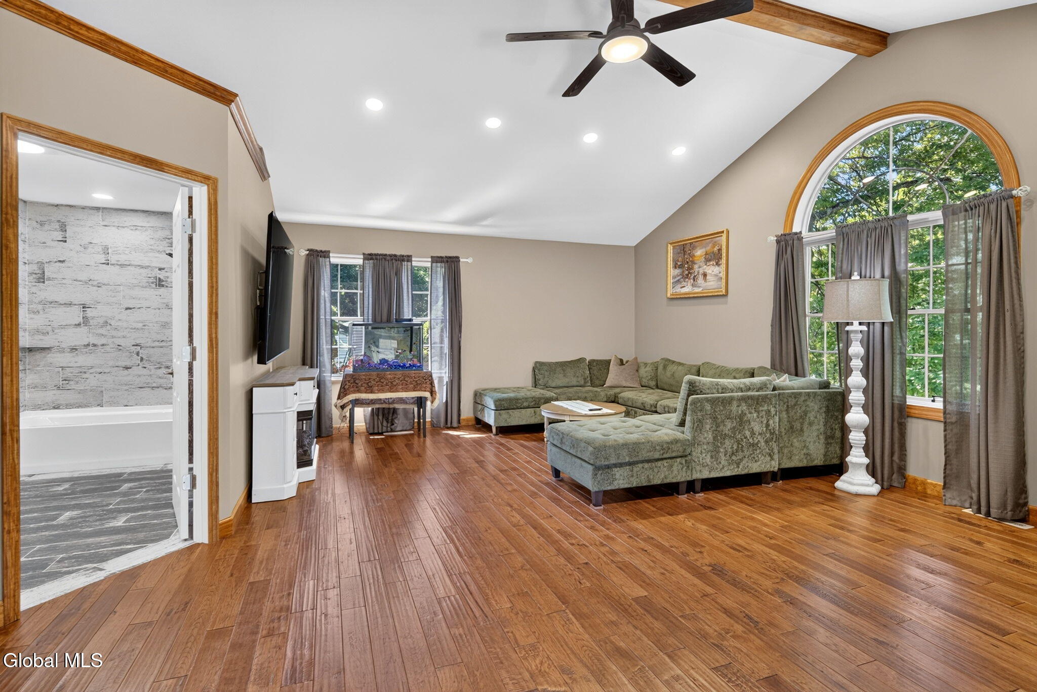 10 Victorian Drive Poestenkill NY 12140