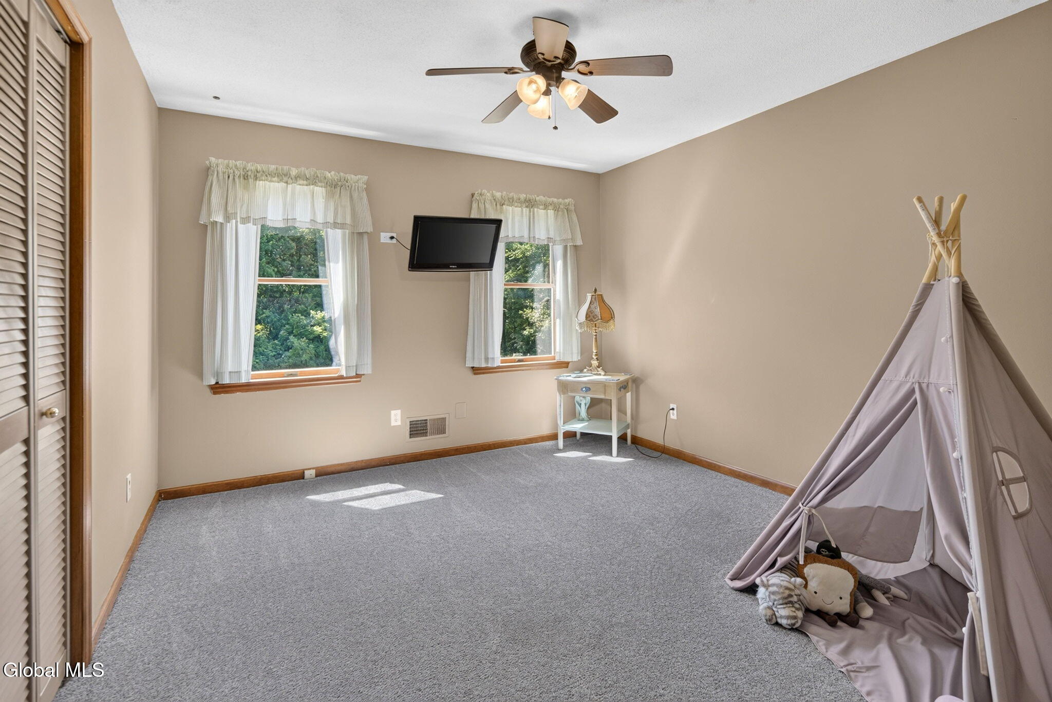10 Victorian Drive Poestenkill NY 12140