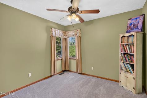 10 Victorian Drive Poestenkill NY 12140