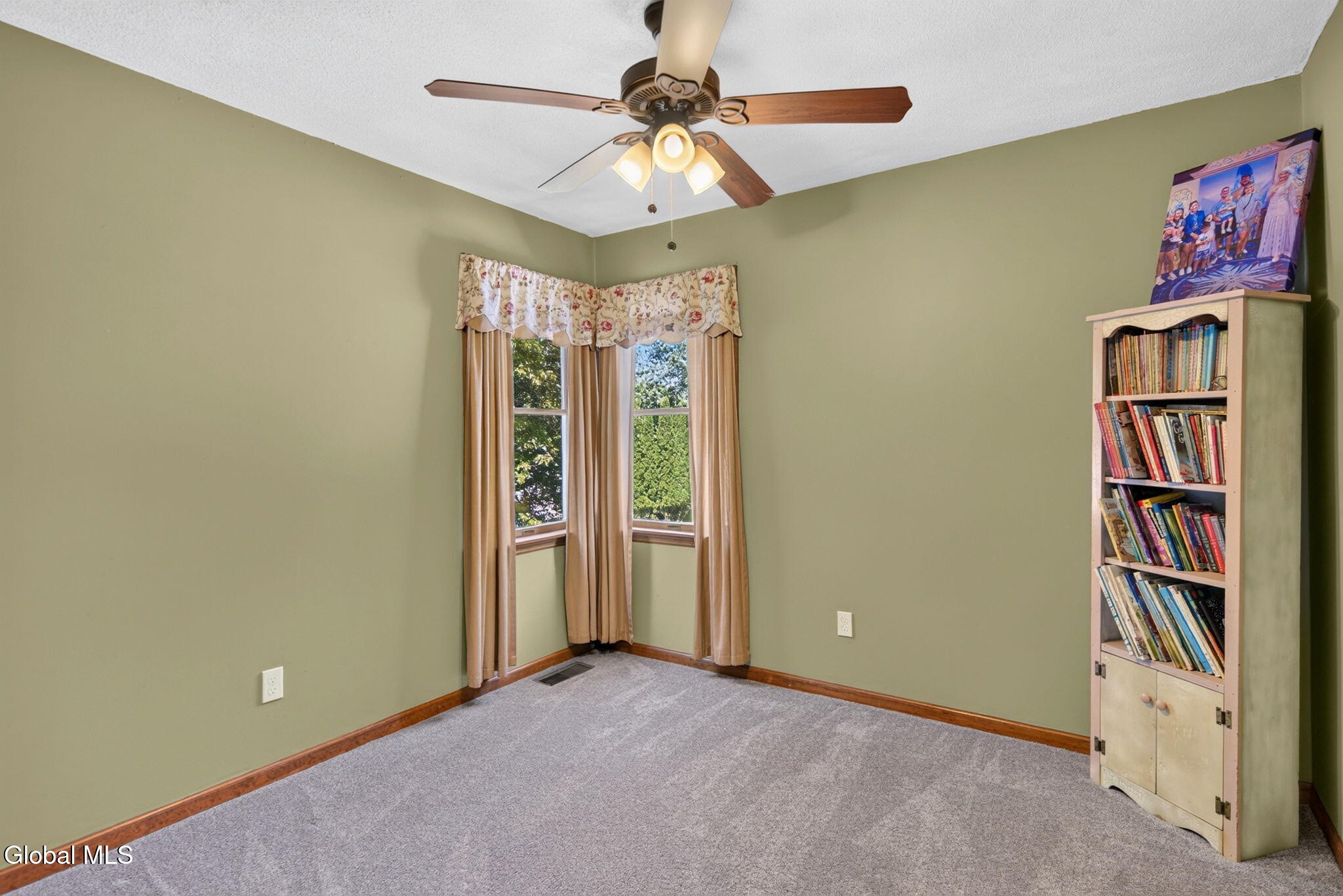 10 Victorian Drive Poestenkill NY 12140