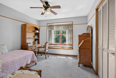 10 Victorian Drive Poestenkill NY 12140