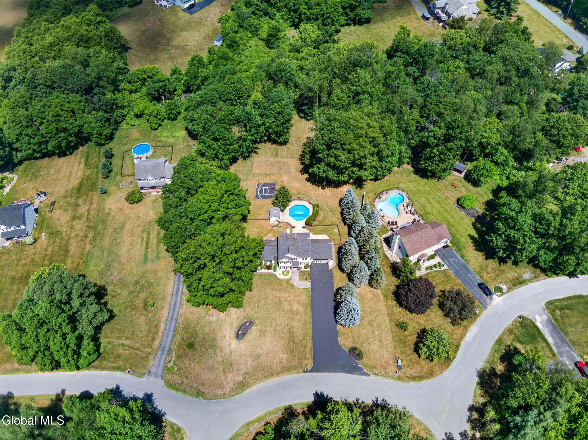 10 Victorian Drive Poestenkill NY 12140