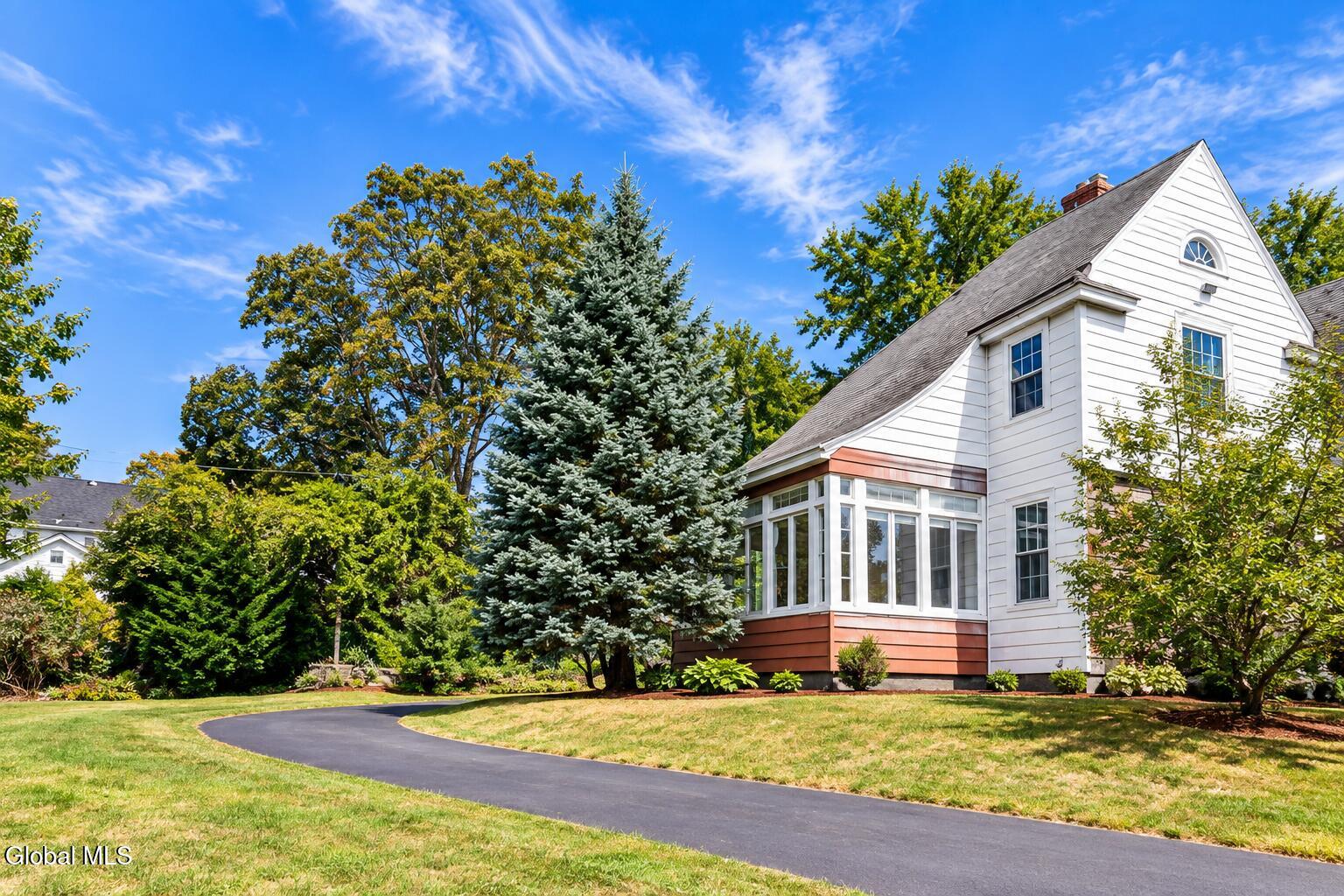 18 Fleetwood Avenue Albany NY 12208
