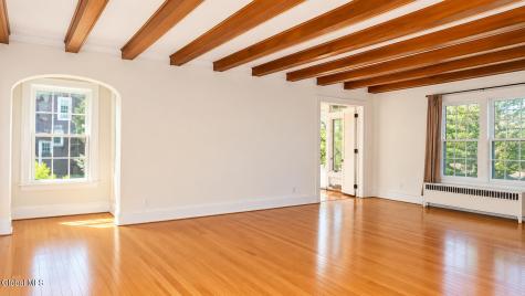 18 Fleetwood Avenue Albany NY 12208