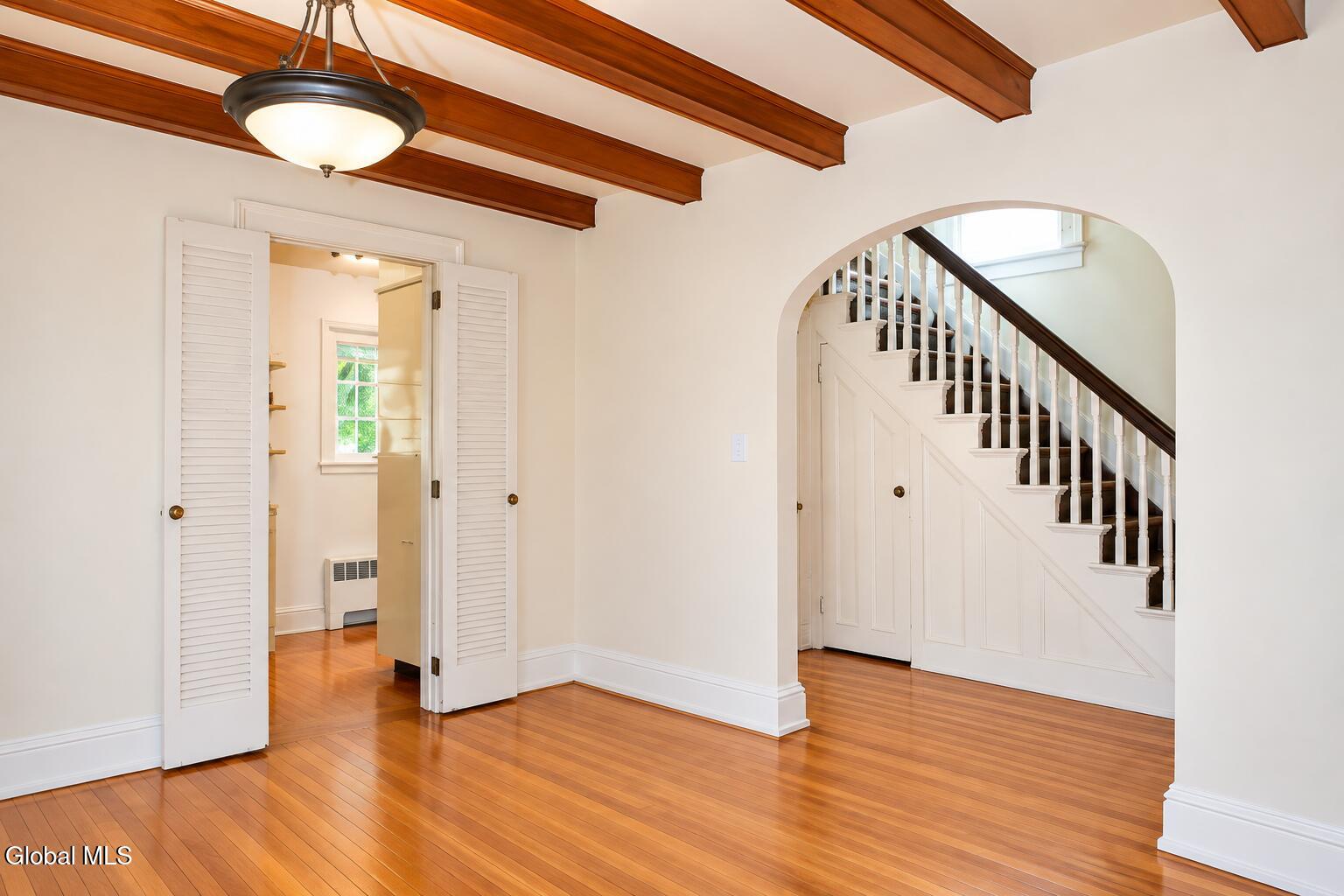 18 Fleetwood Avenue Albany NY 12208