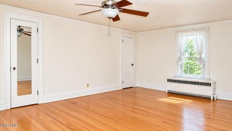 18 Fleetwood Avenue Albany NY 12208