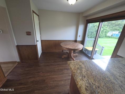 117 Clizbe Avenue Amsterdam NY 12010