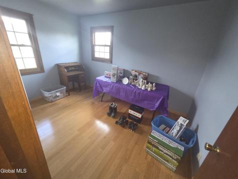 117 Clizbe Avenue Amsterdam NY 12010