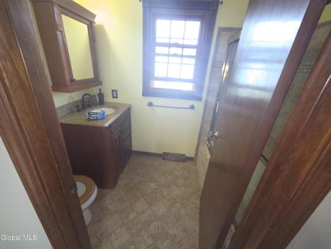 117 Clizbe Avenue Amsterdam NY 12010