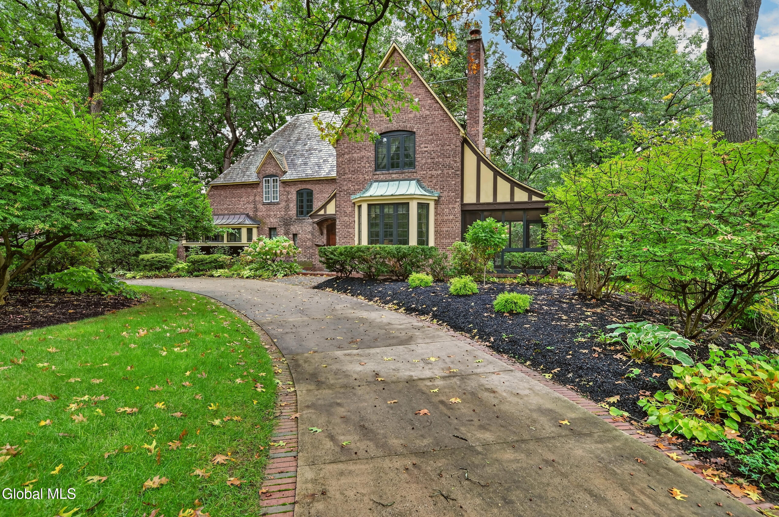 216 Van Rensselaer Boulevard Menands NY 12204