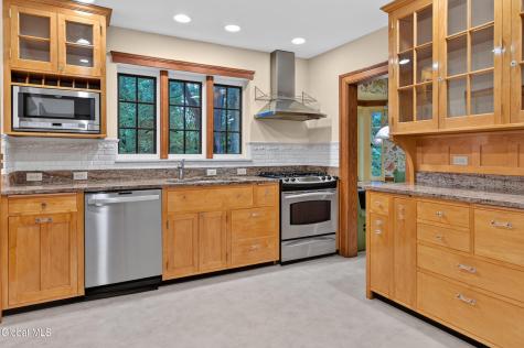 216 Van Rensselaer Boulevard Menands NY 12204