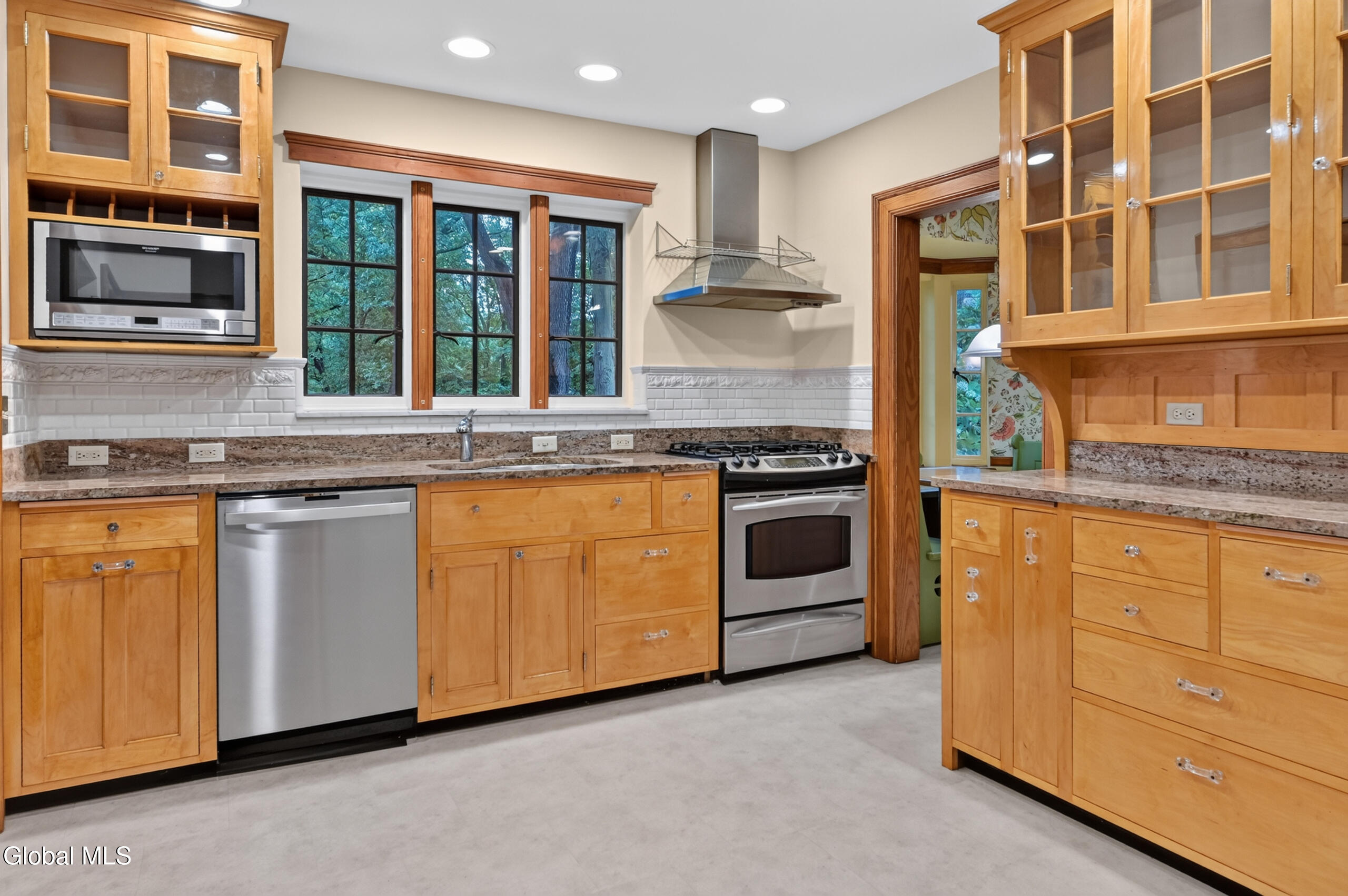 216 Van Rensselaer Boulevard Menands NY 12204
