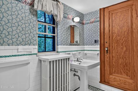 216 Van Rensselaer Boulevard Menands NY 12204