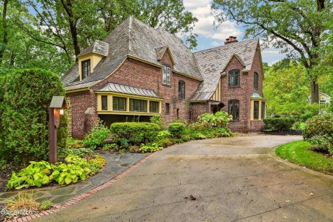 216 Van Rensselaer Boulevard Menands NY 12204