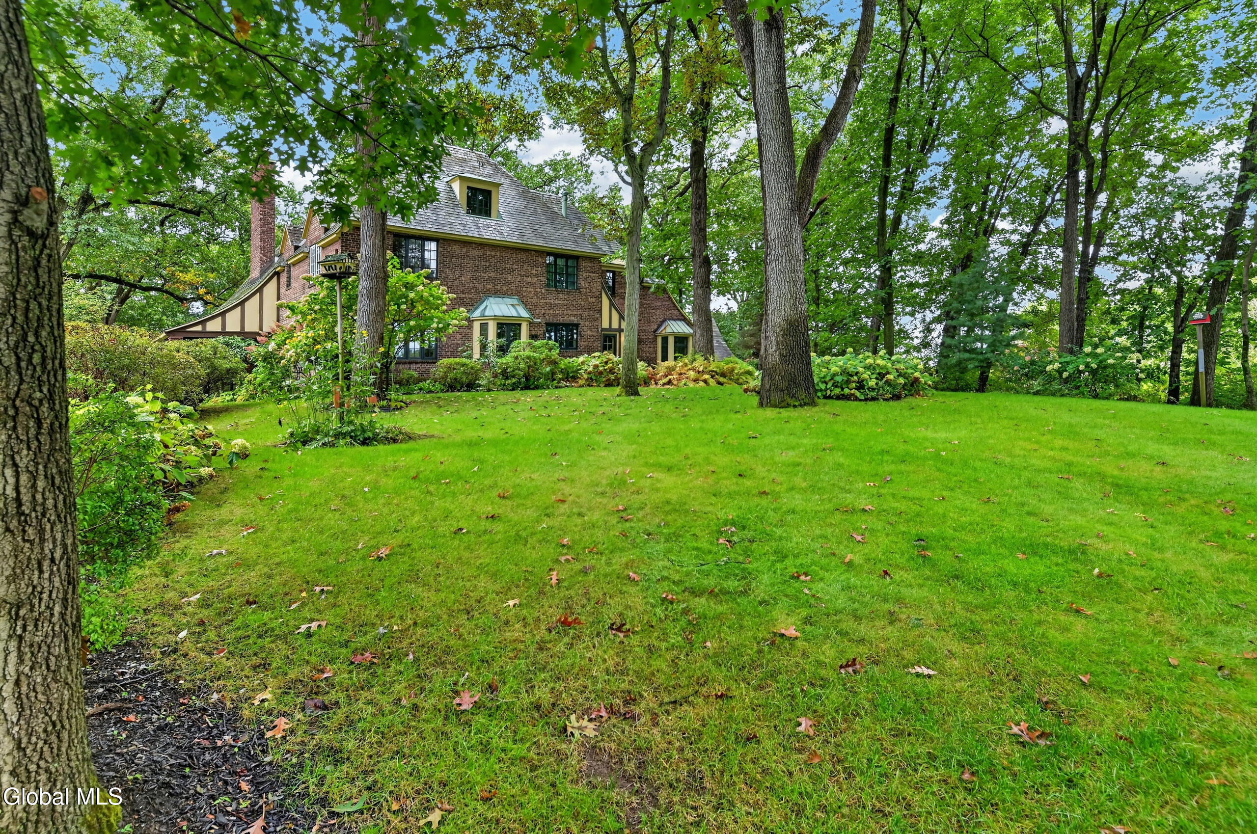 216 Van Rensselaer Boulevard Menands NY 12204