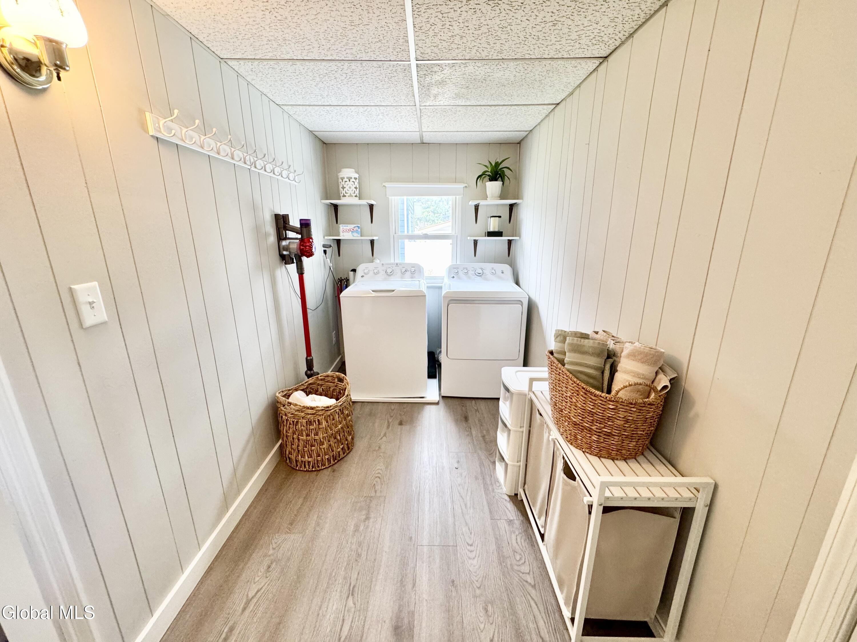 153 Dahlia Street Schenectady NY 12306