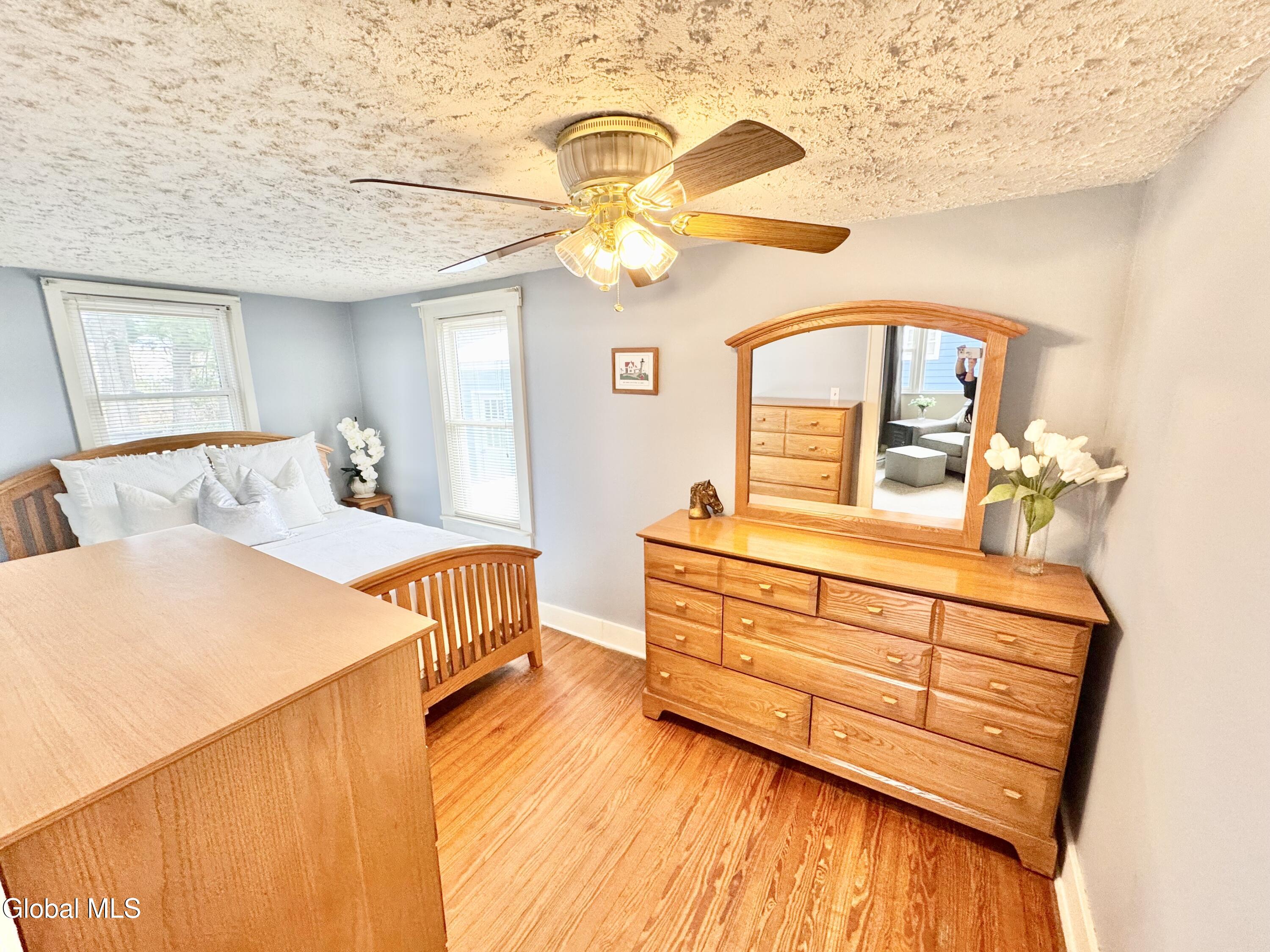 153 Dahlia Street Schenectady NY 12306
