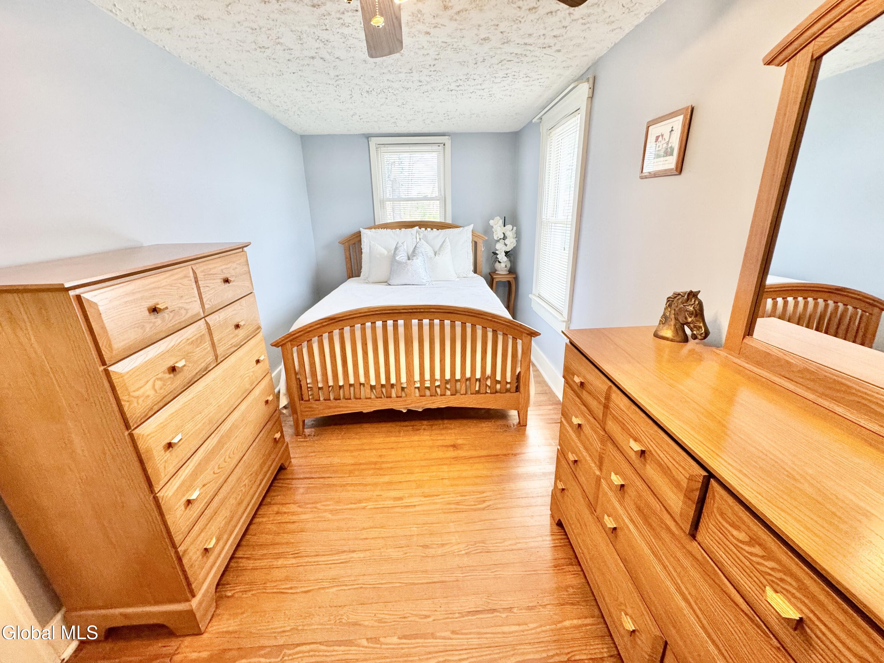153 Dahlia Street Schenectady NY 12306