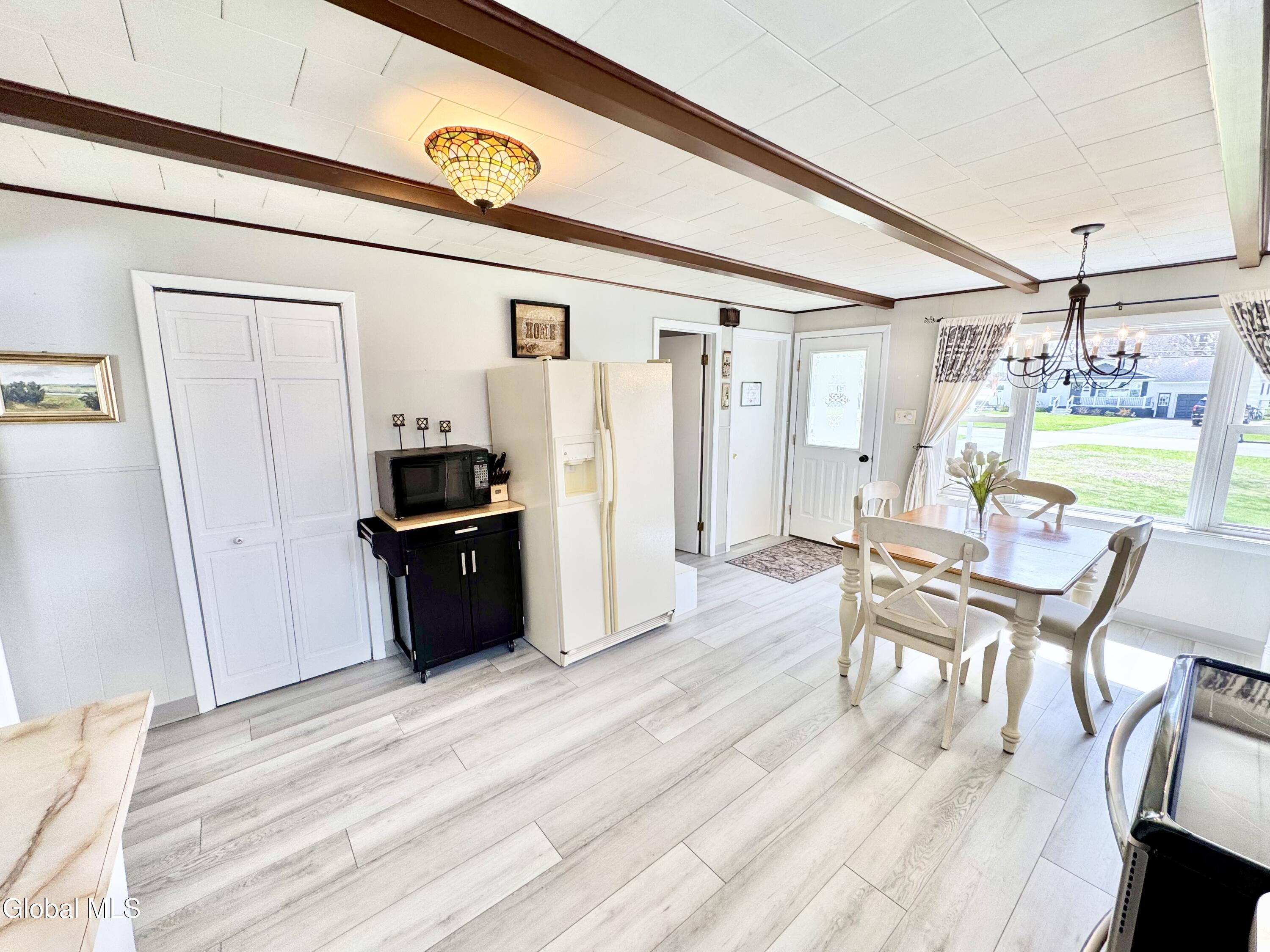 153 Dahlia Street Schenectady NY 12306