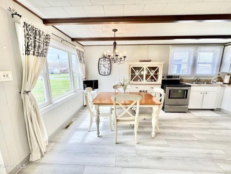 153 Dahlia Street Schenectady NY 12306