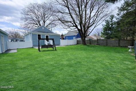 153 Dahlia Street Schenectady NY 12306