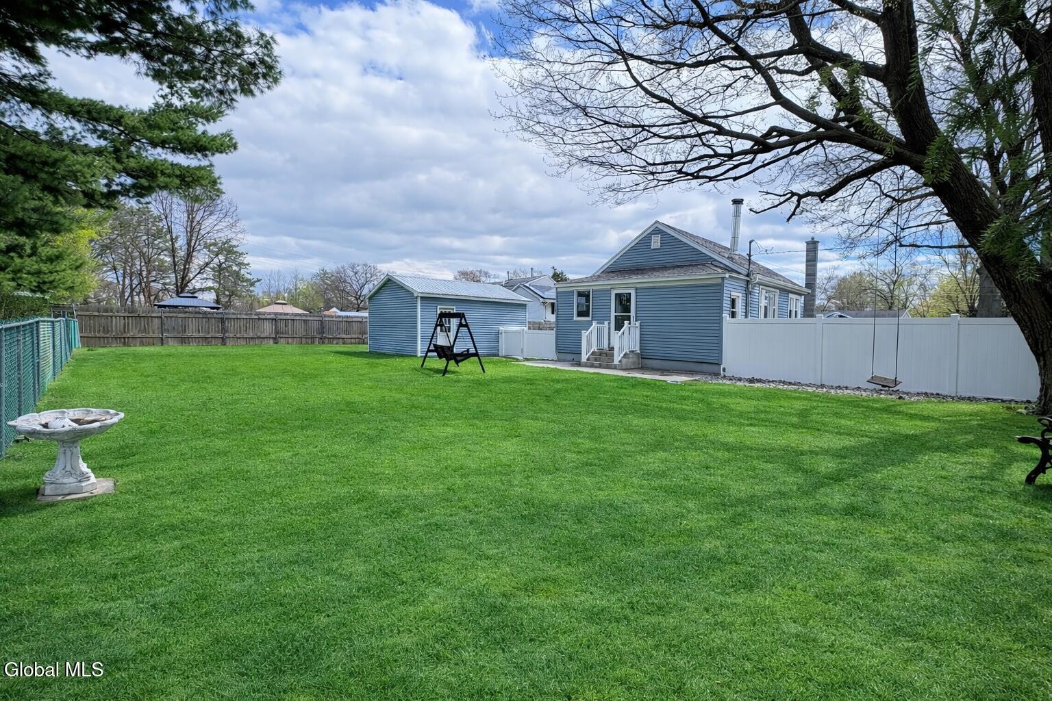 153 Dahlia Street Schenectady NY 12306
