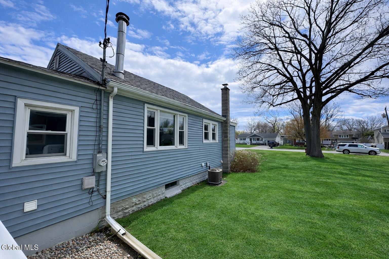 153 Dahlia Street Schenectady NY 12306