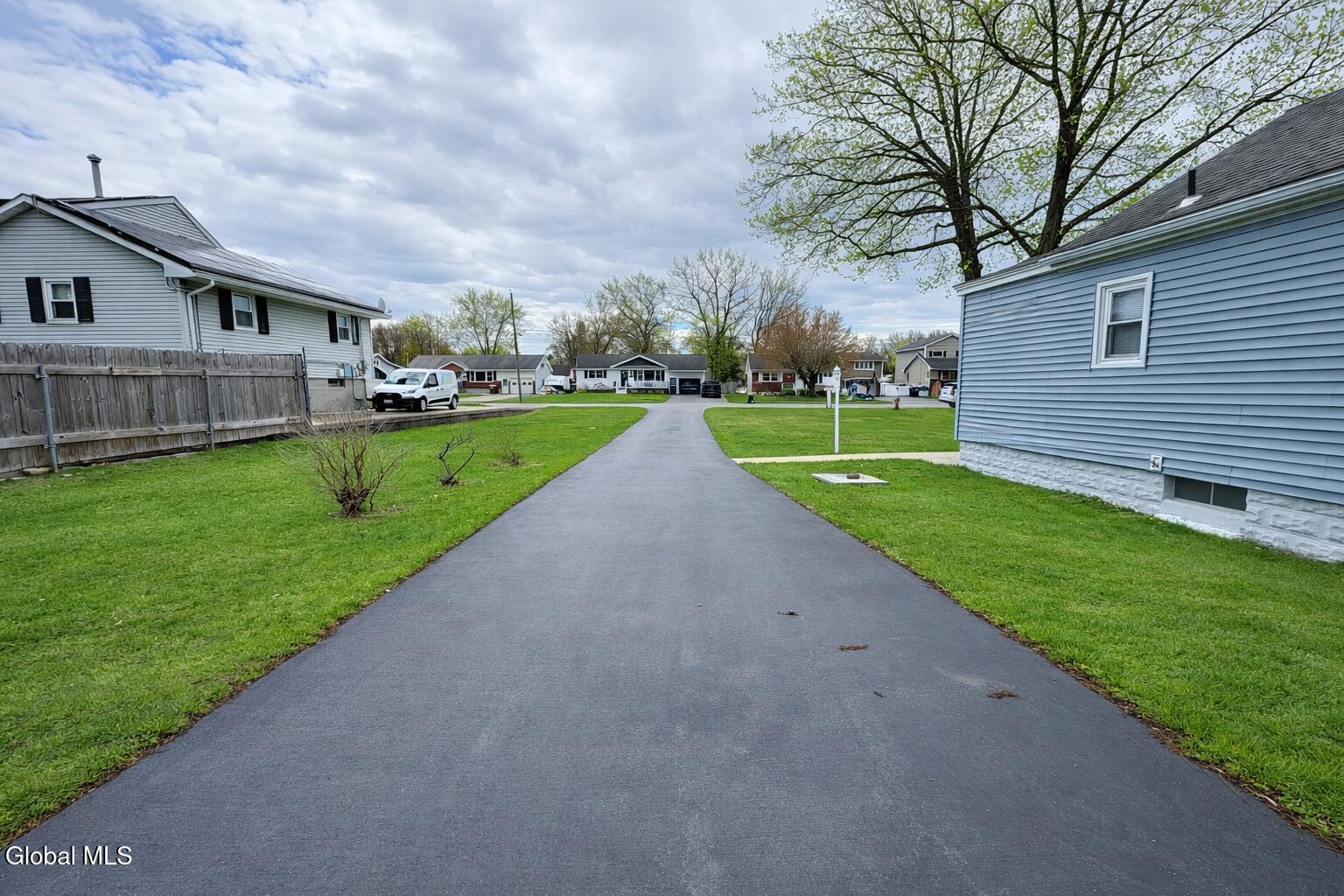 153 Dahlia Street Schenectady NY 12306