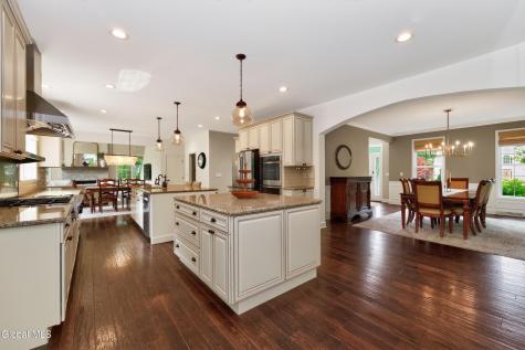 5 Caraway Court Halfmoon NY 12065