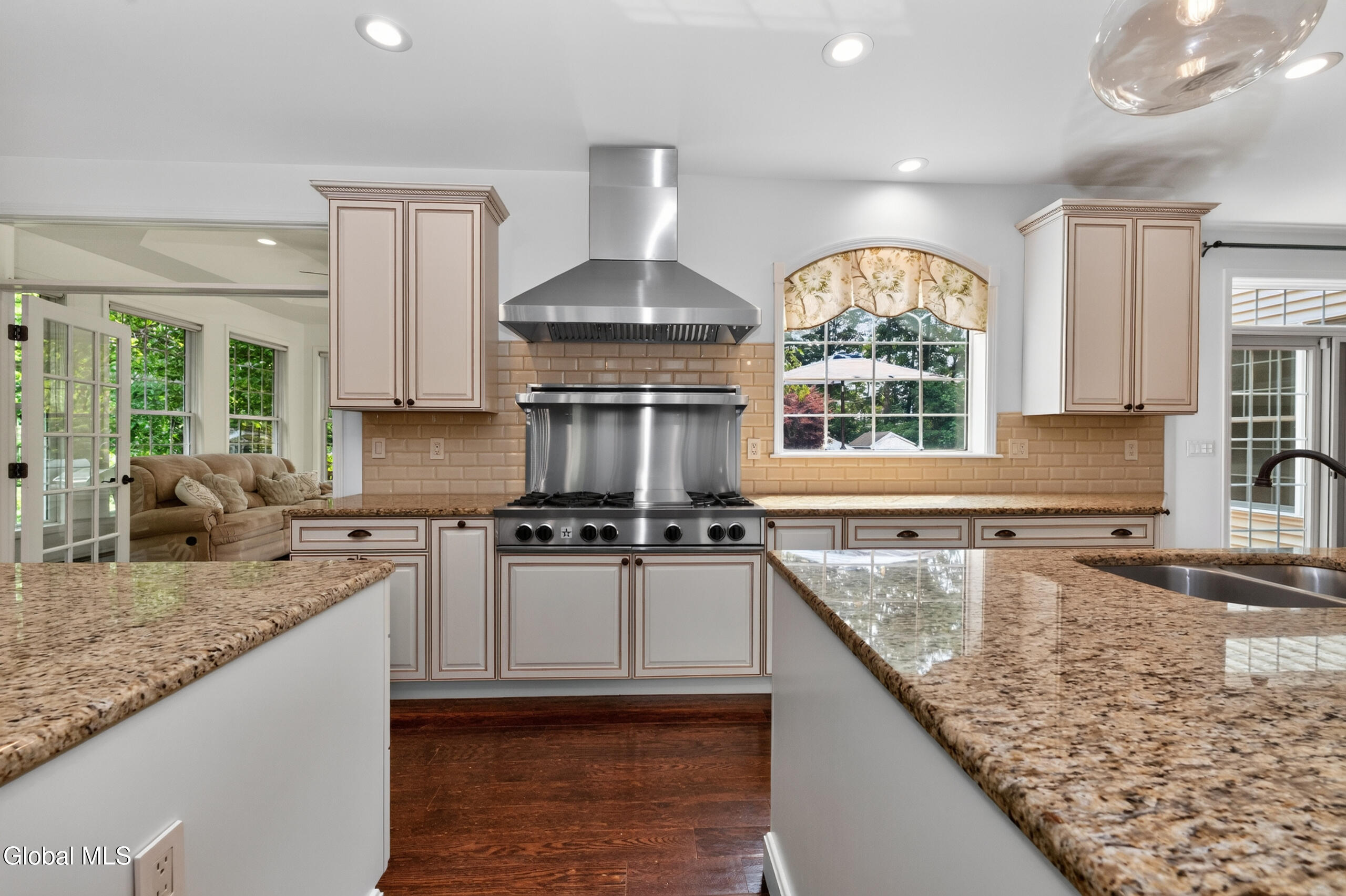 5 Caraway Court Halfmoon NY 12065