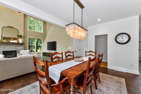 5 Caraway Court Halfmoon NY 12065