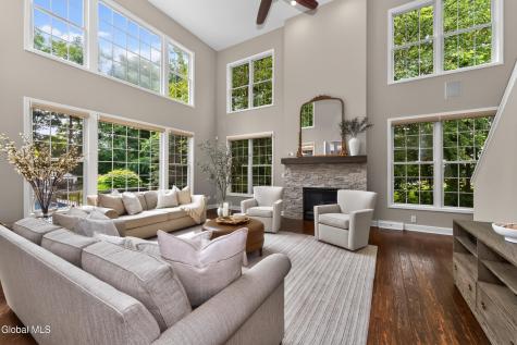5 Caraway Court Halfmoon NY 12065