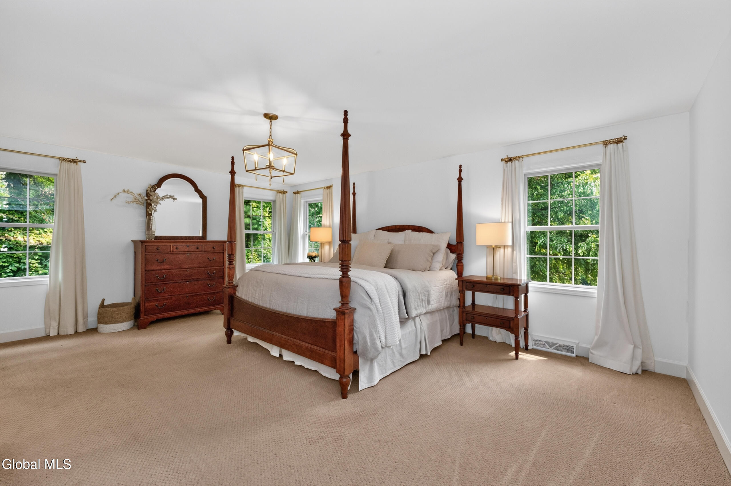 5 Caraway Court Halfmoon NY 12065